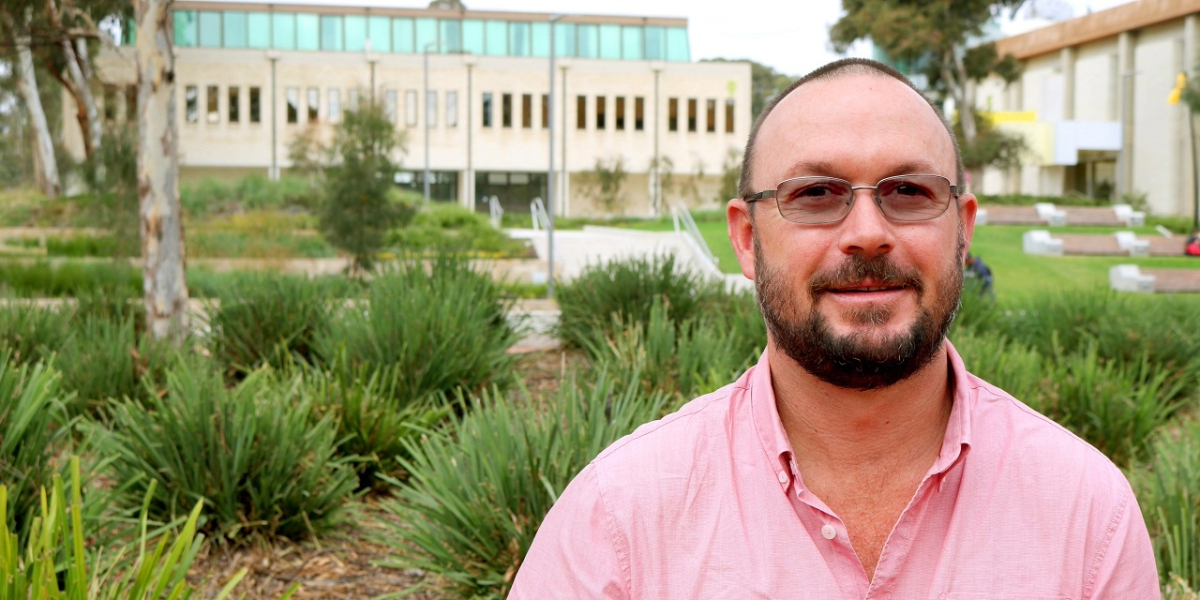 Students in Lightning Ridge lit a spark in this teacher, now he‘s helping change rural education for all