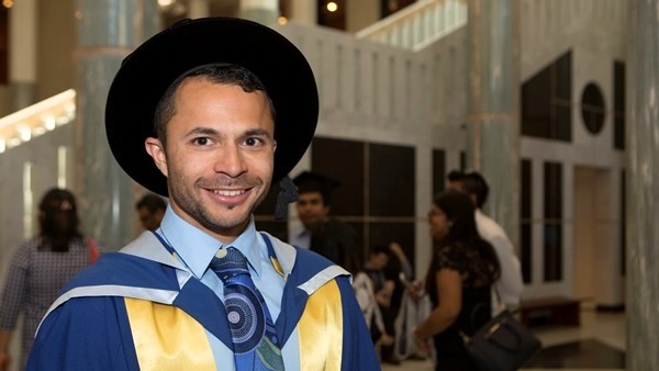 Associate Prof Ragian Maddox